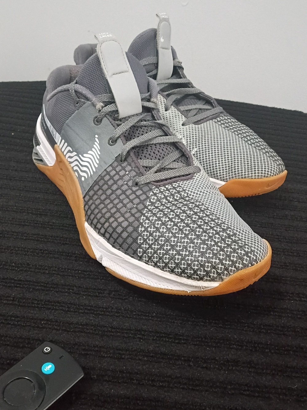 Nike Men's Gray and Smoke Gum-Soled Training Sneakers Sz 13